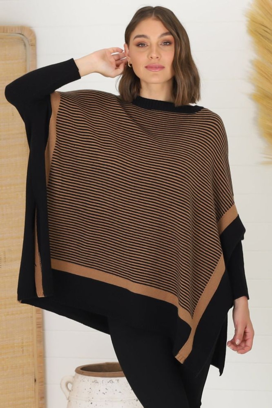 Jackets/Knitwear Salty Crush | Dionne Jumper - Black