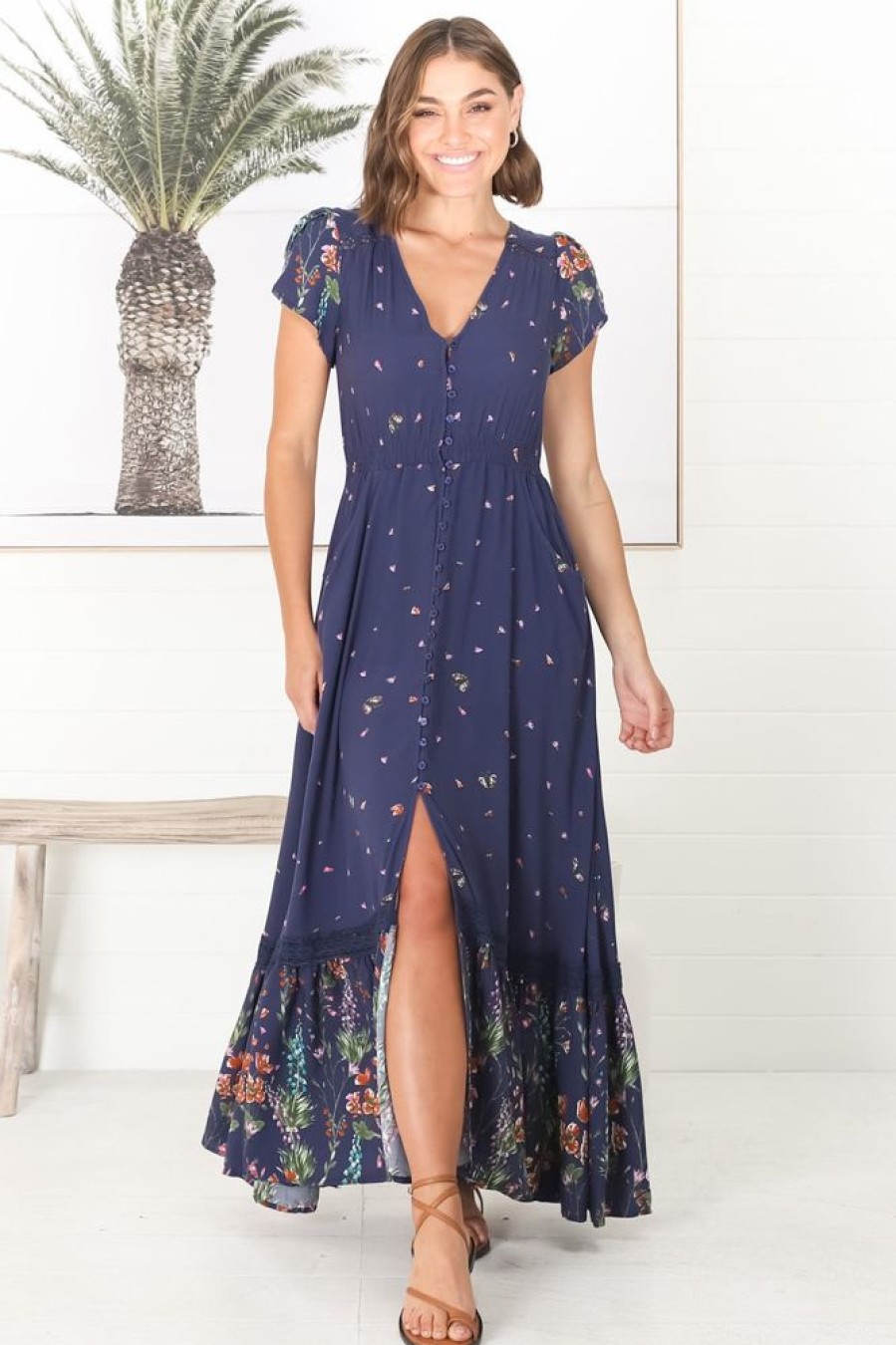 Dresses JAASE | Carmen - Raining Flowers Maxi Dress