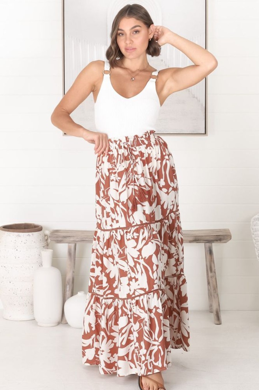 Bottoms Salty Crush | Charis Maxi Skirt - Rust