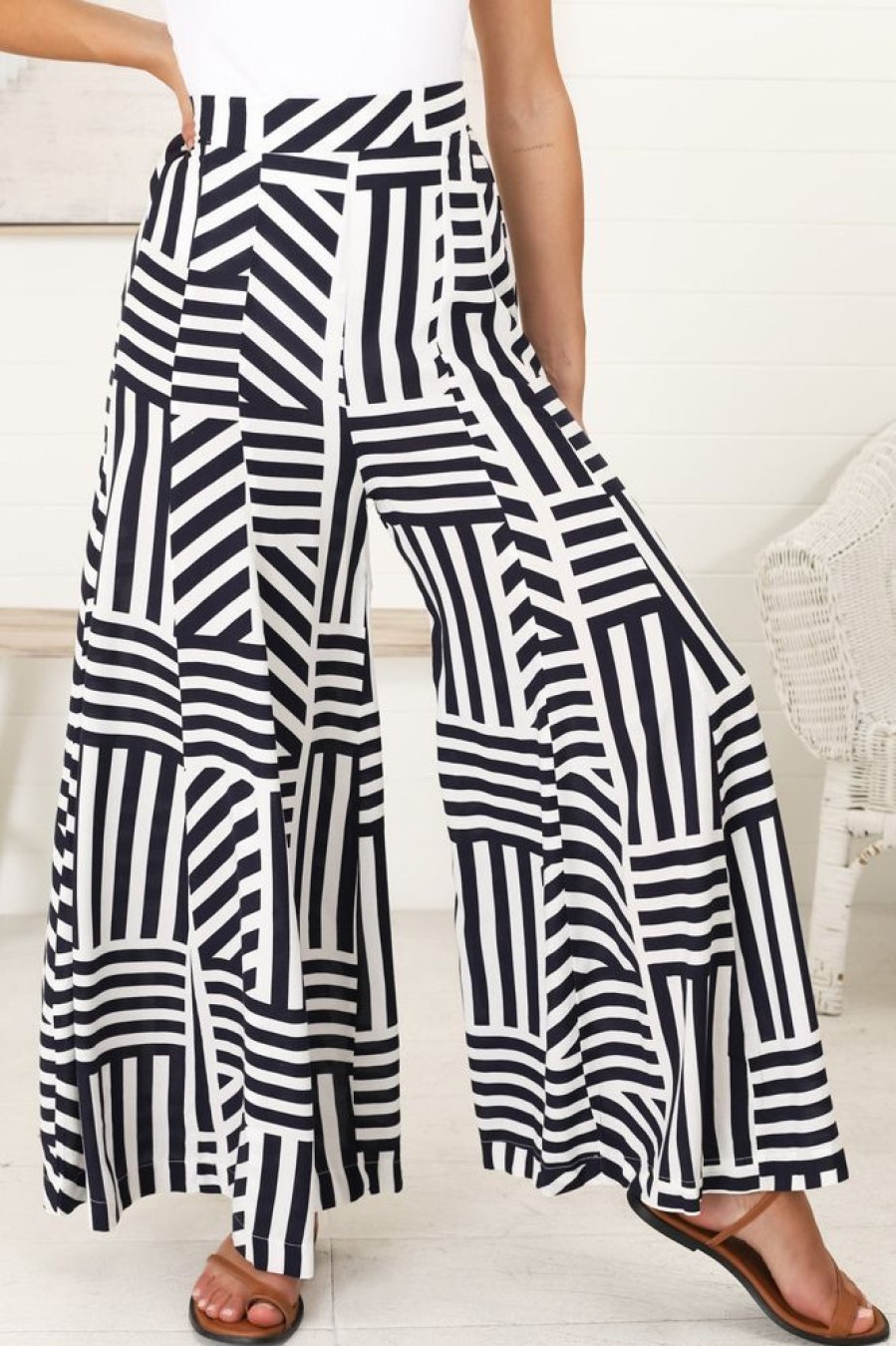 Bottoms Salty Crush | Bonn Pants - Navy
