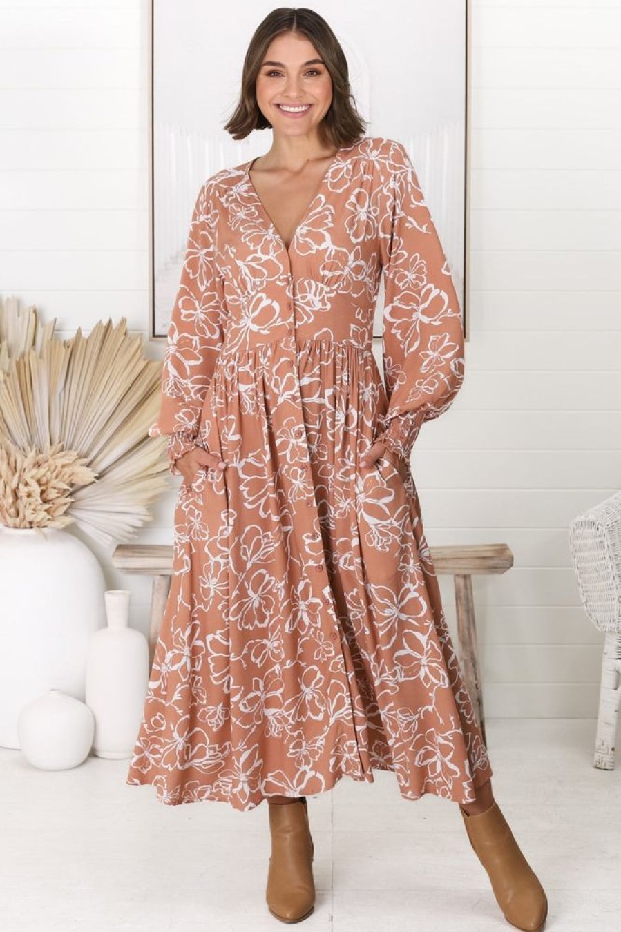 Dresses Salty Crush | Jolie Midi Dress - V Neck Buttoned Down Long Sleeve Dress In Sharpay Print Peach