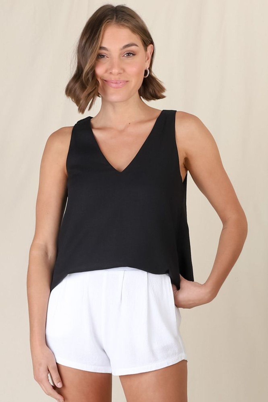 Tops Salty Crush | Joree Top - Black