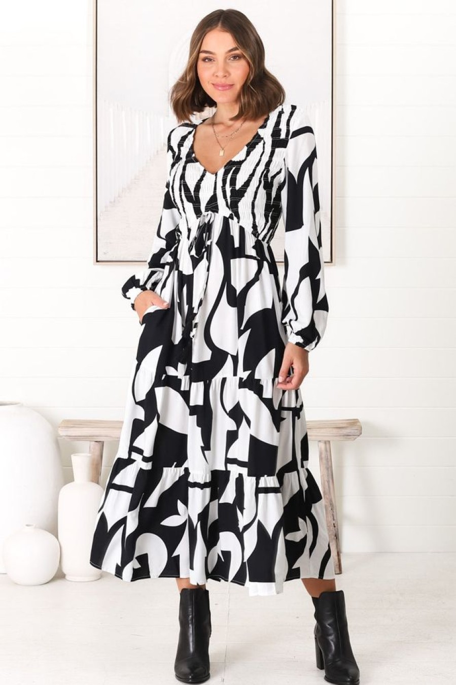 Dresses Salty Crush | Elias Midi Dress - Azira Black