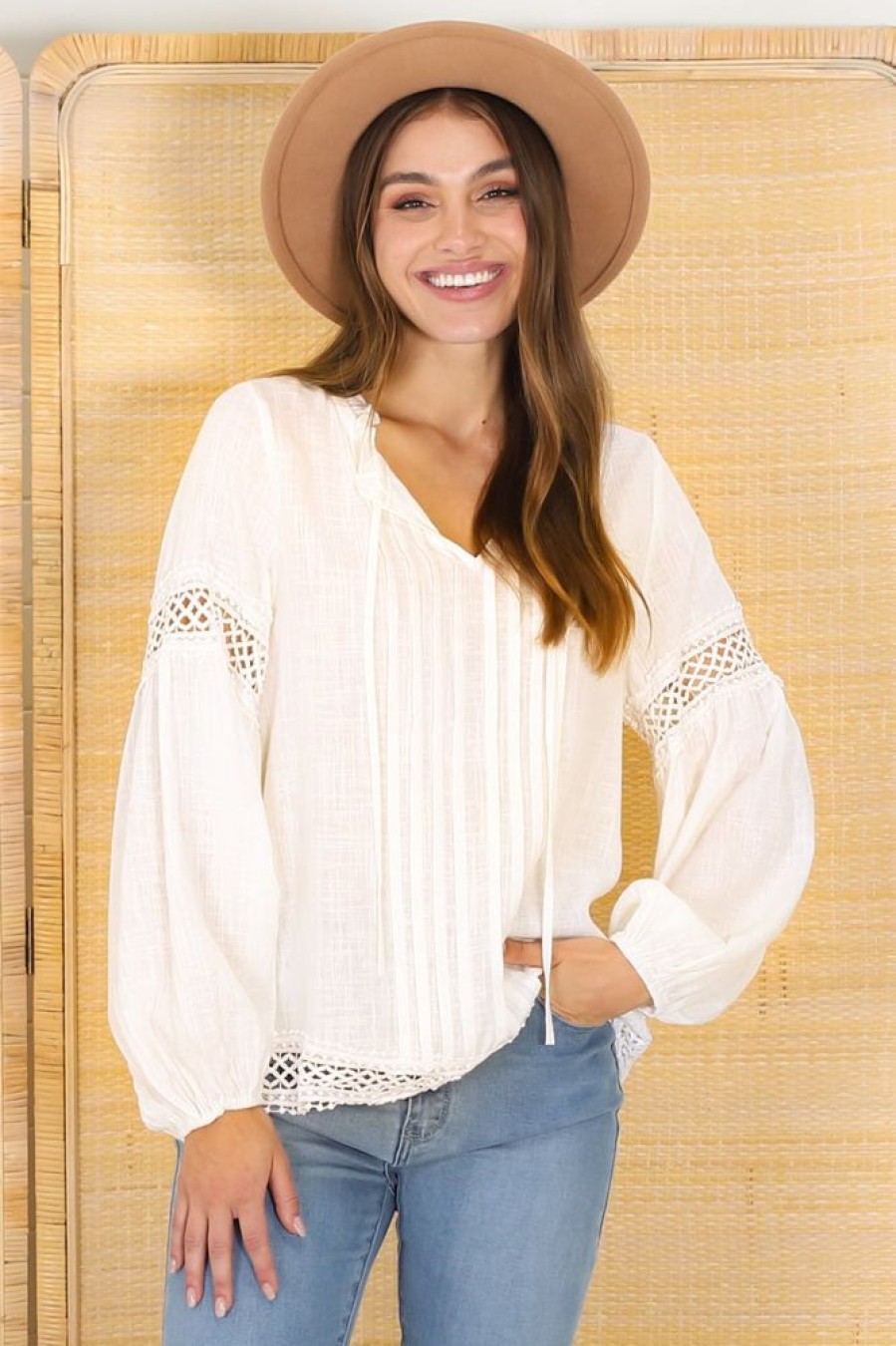 Tops Salty Crush | Silas Top - White