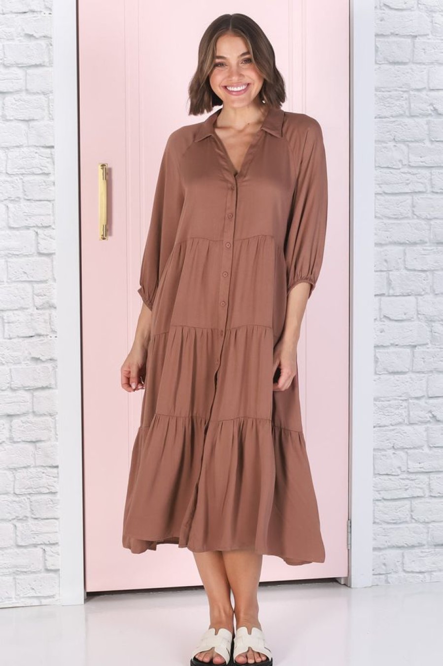 Dresses Salty Crush | Zaraha Midi Dress - Folded Collar Button Down Tiered Dress In Rust
