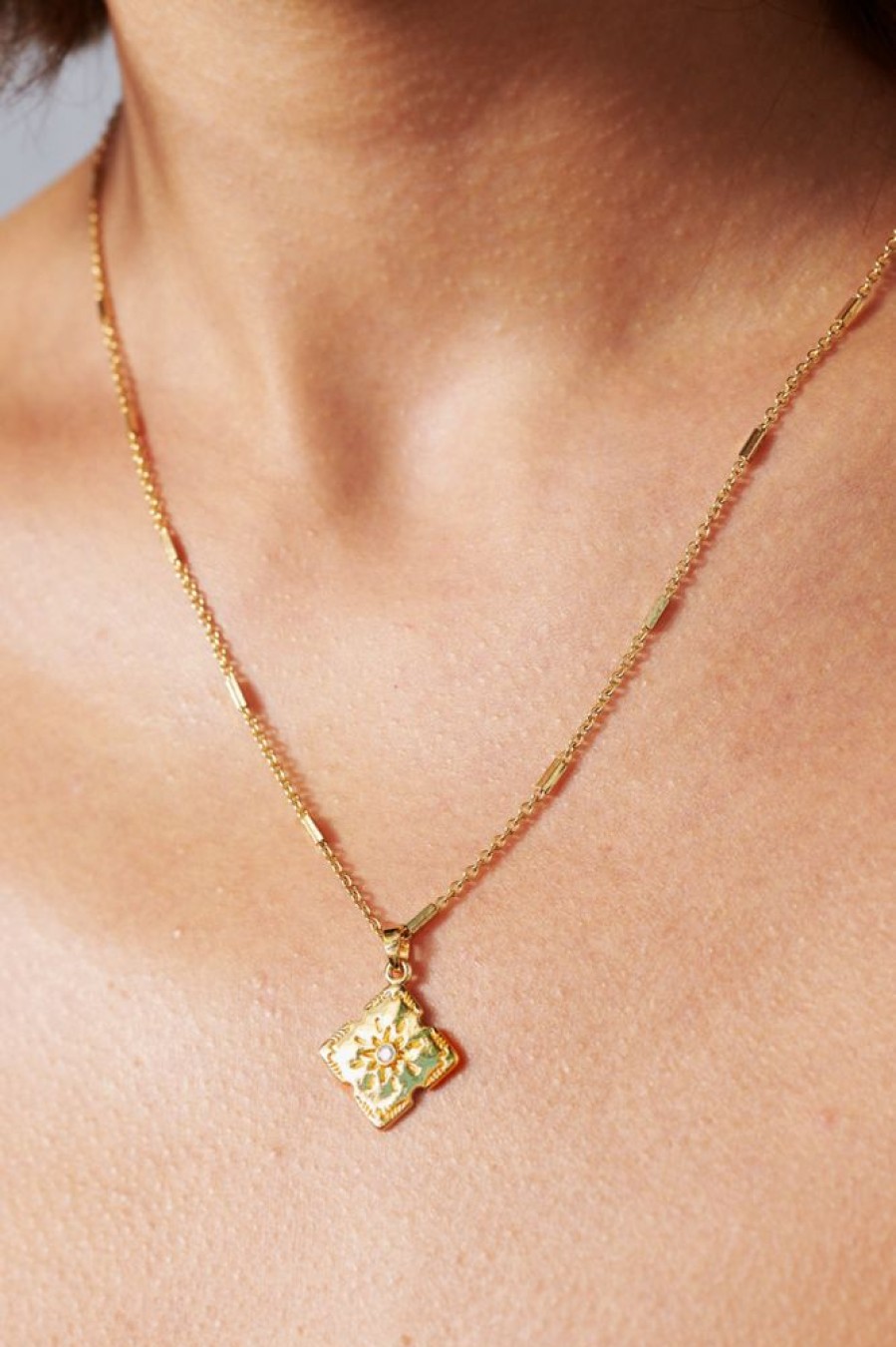 Accessories Salty Crush | Lori Plated Charm Necklace - Gold